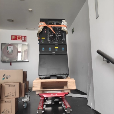 Oruga sube escaleras objetos pesados