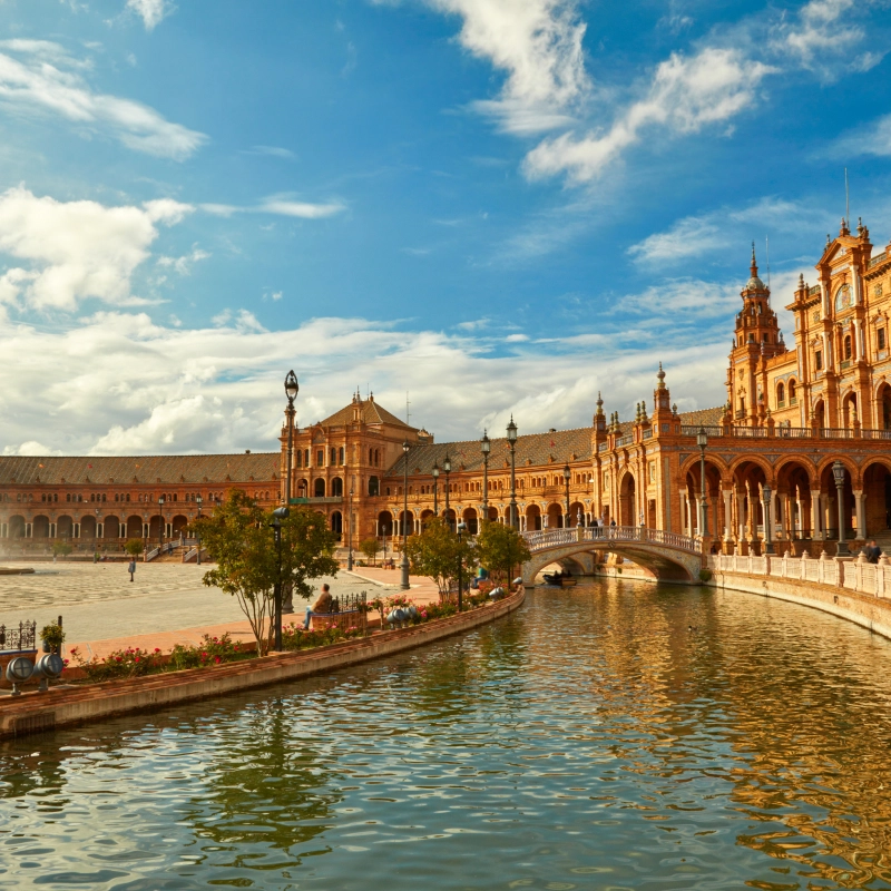Fotografía de la plaza de España en Sevilla
